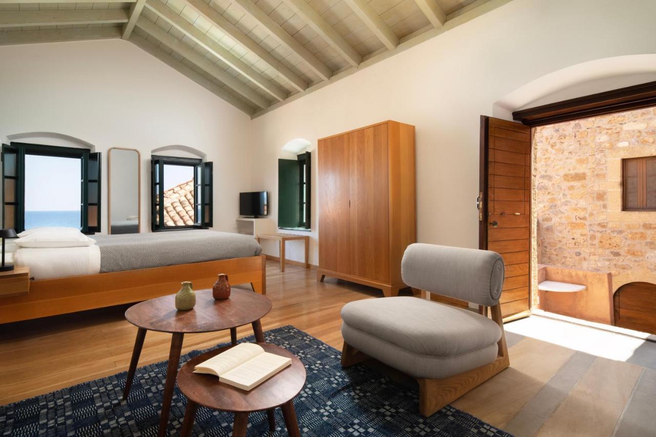 Kalnterimi Guesthouses Monemvasía Екстериор снимка